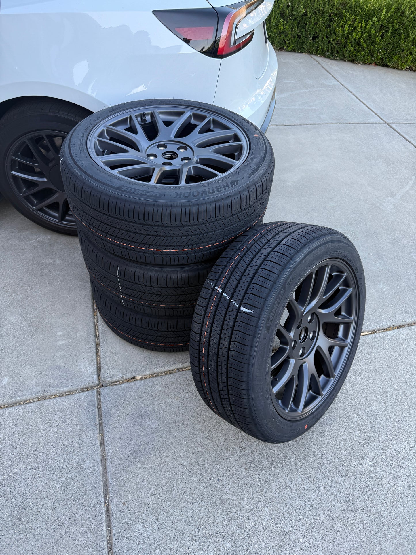 Tesla Model 3 Highland Photon Wheel & Tire Package – 18″ (Brand New OEM)